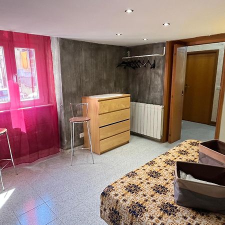 Romuhouse Economy Apartment Metro B Exterior photo
